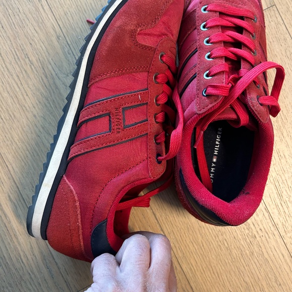 sneaker - Picture 3 of 5